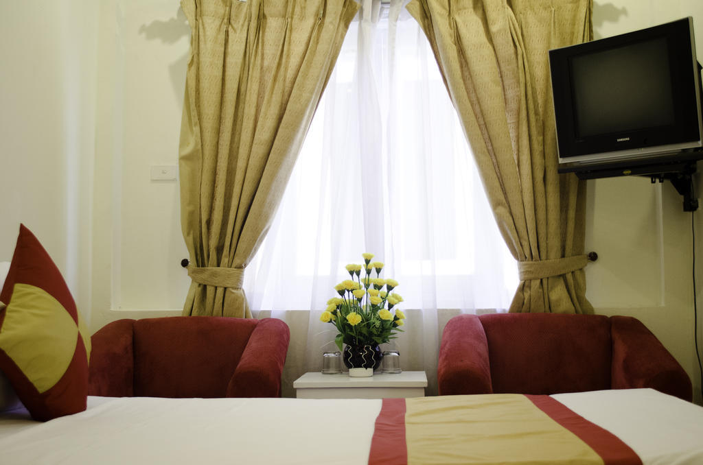 Hanoi Blue Moon Hotel Extérieur photo
